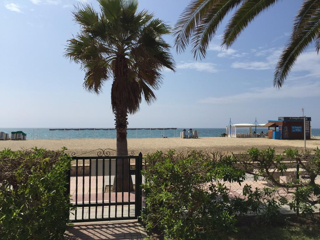 Apartaments Colibri Cambrils Buitenkant foto